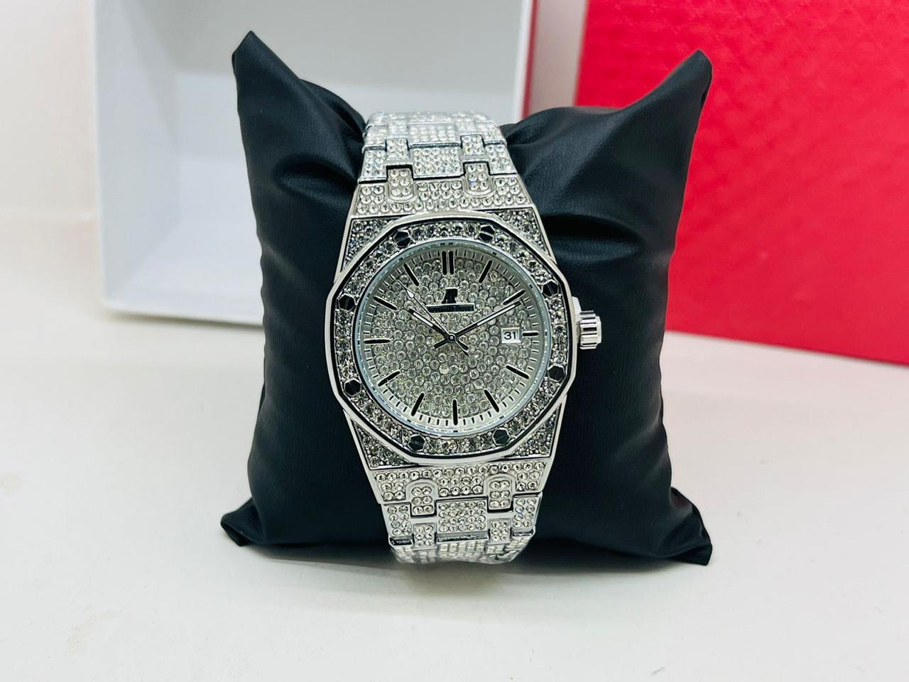 AUDEMARS PIGUET ROYAL OAK SELFWINDING YELLOW GOLD SILVER DIAL RARE